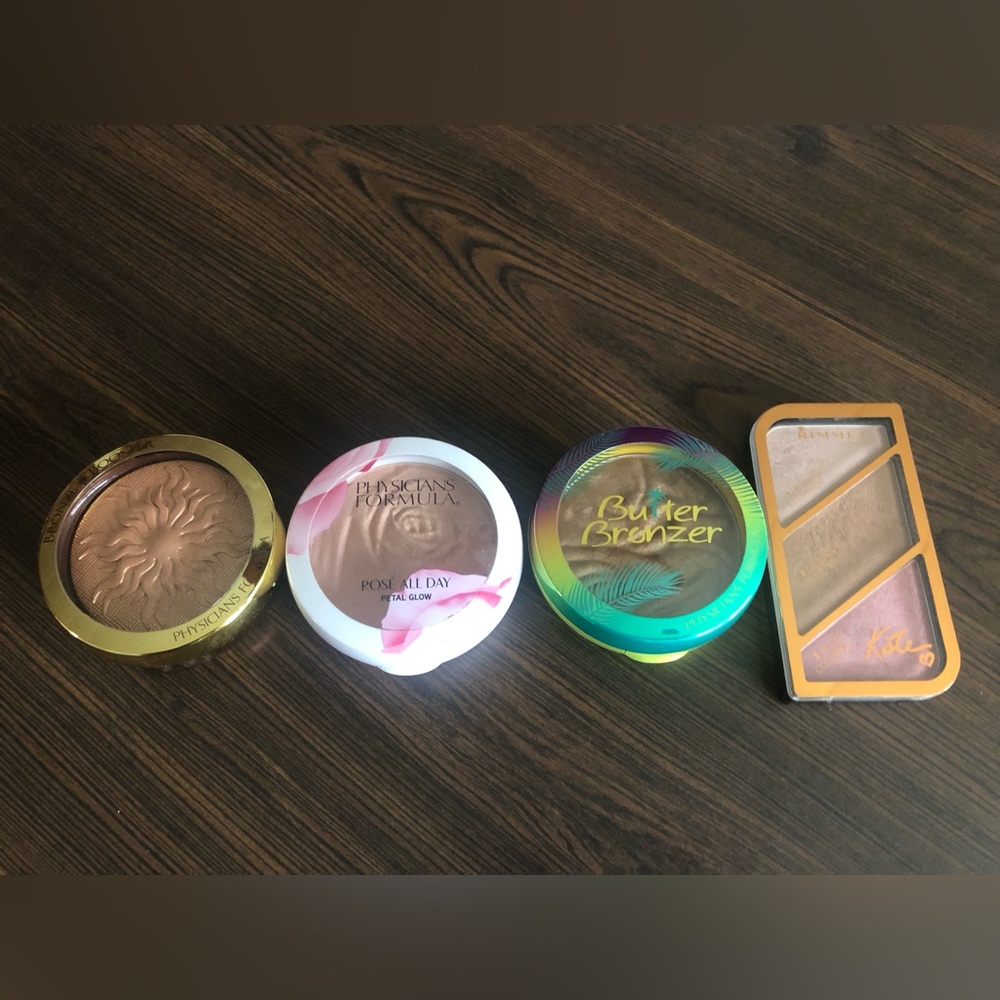 Four gently used Blush/Bronzers.